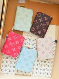 Picture of Louis Vuitton Wallets _SKUfw223583022fw